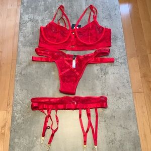 3-piece Lingerie Set (NEW) Garter belt and Bra